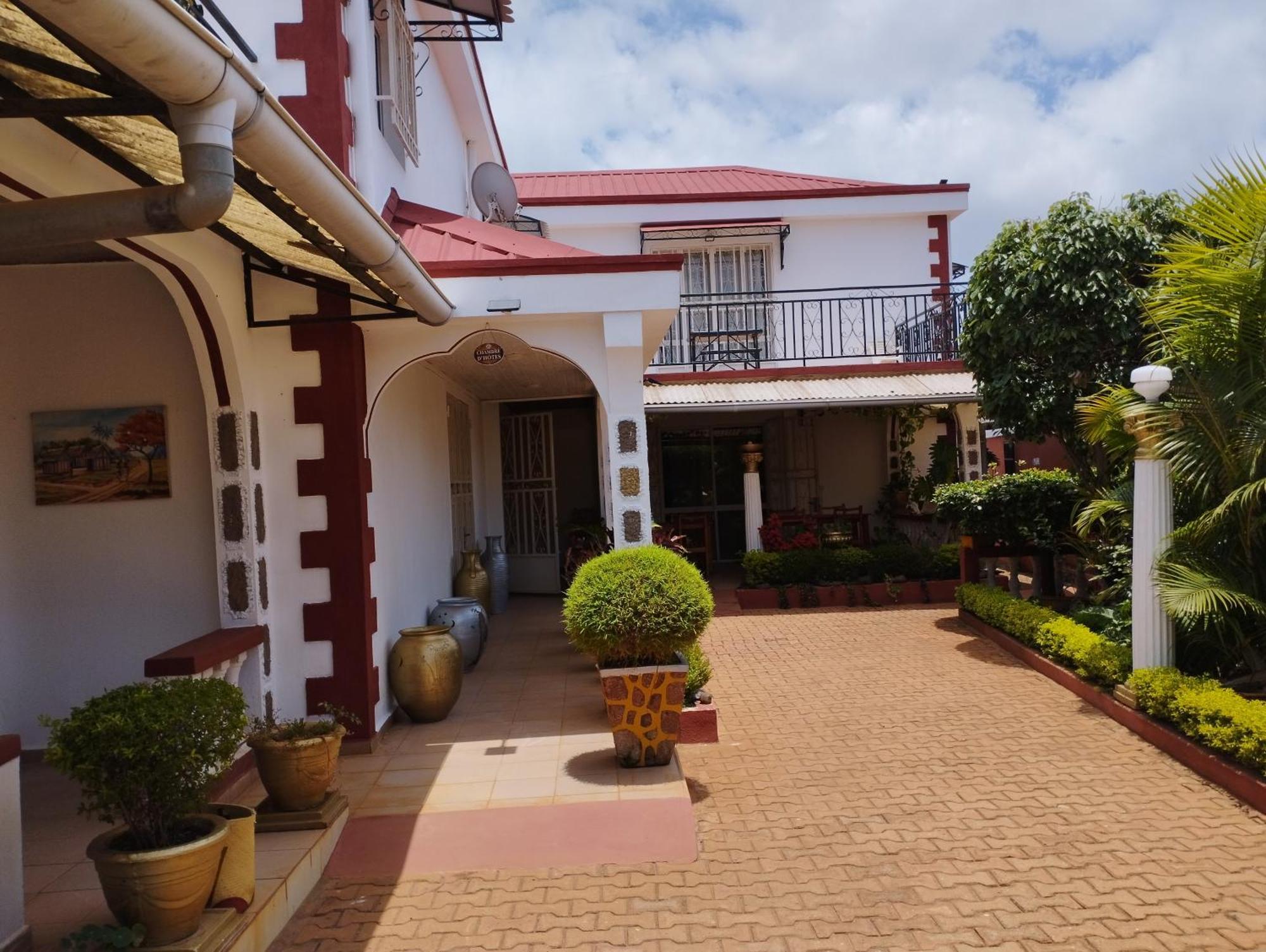 Petite Flower Guest House Talata-maty Dış mekan fotoğraf